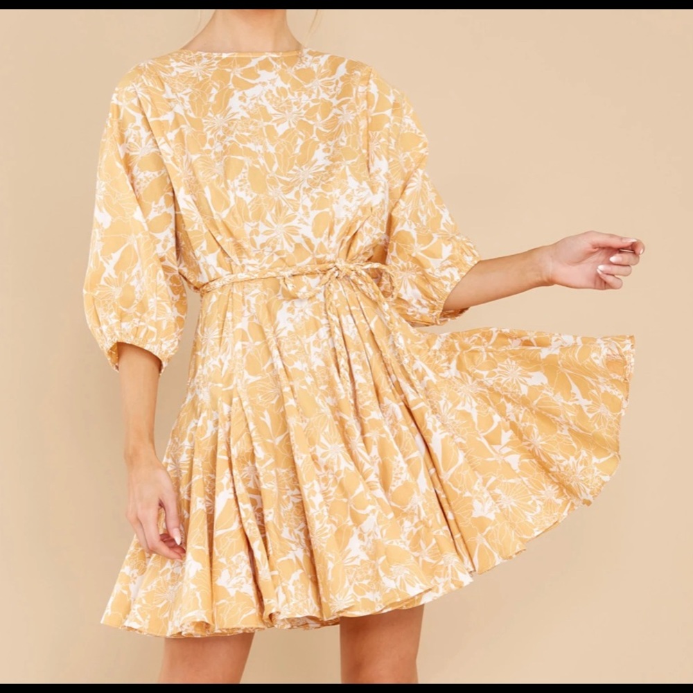 Yellow and white floral print dress